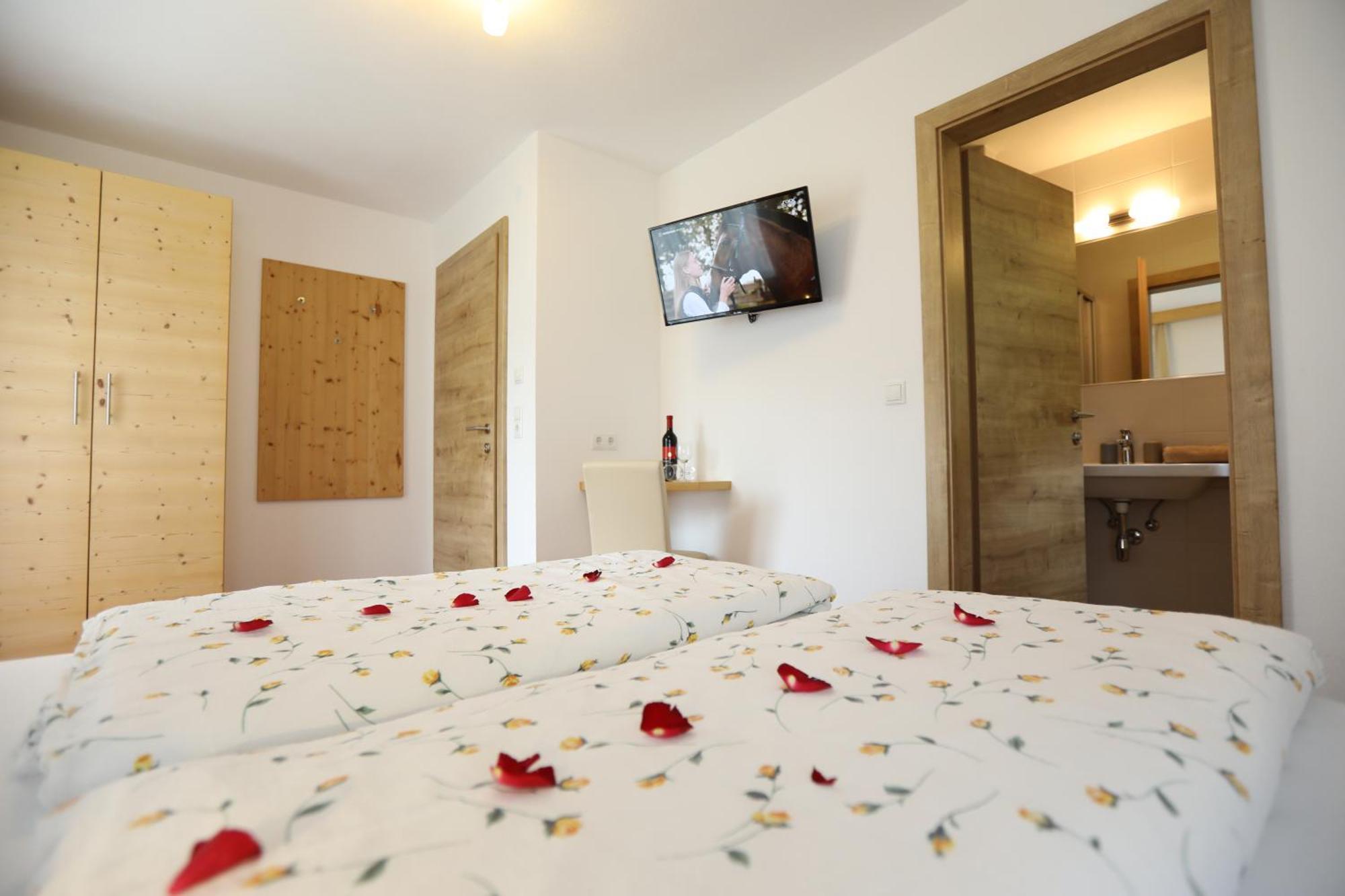 Haus Maria Bed & Breakfast Gerlos Bagian luar foto